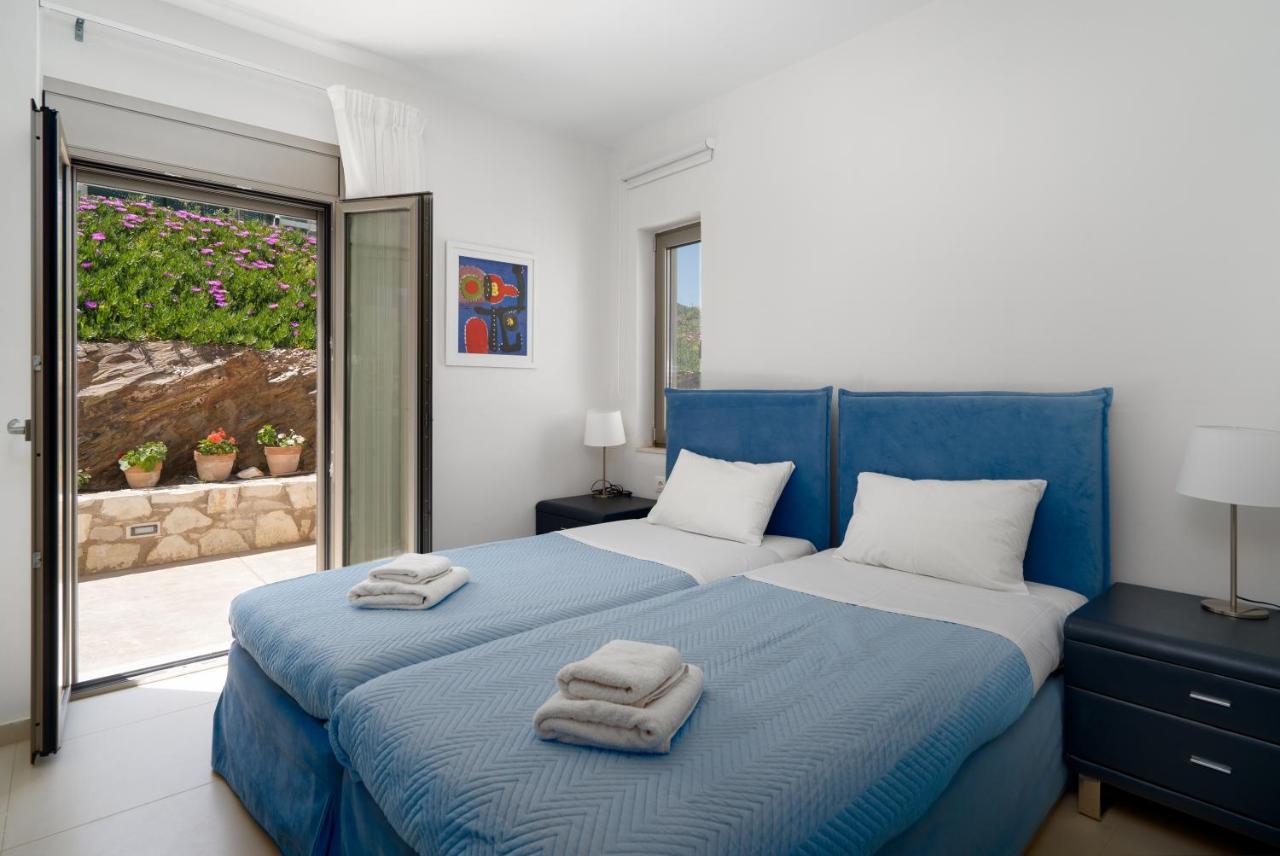 אגיה פלגיה קיתירה Sea View Villas מראה חיצוני תמונה