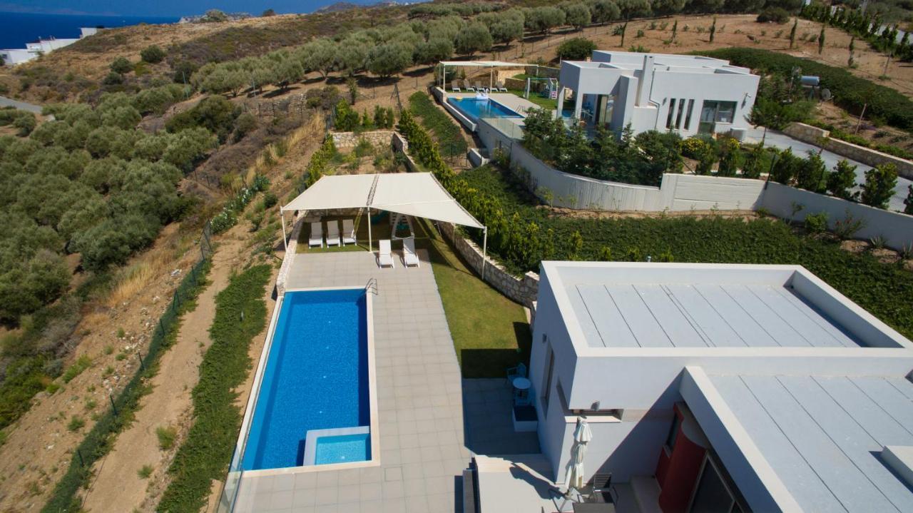 אגיה פלגיה קיתירה Sea View Villas מראה חיצוני תמונה